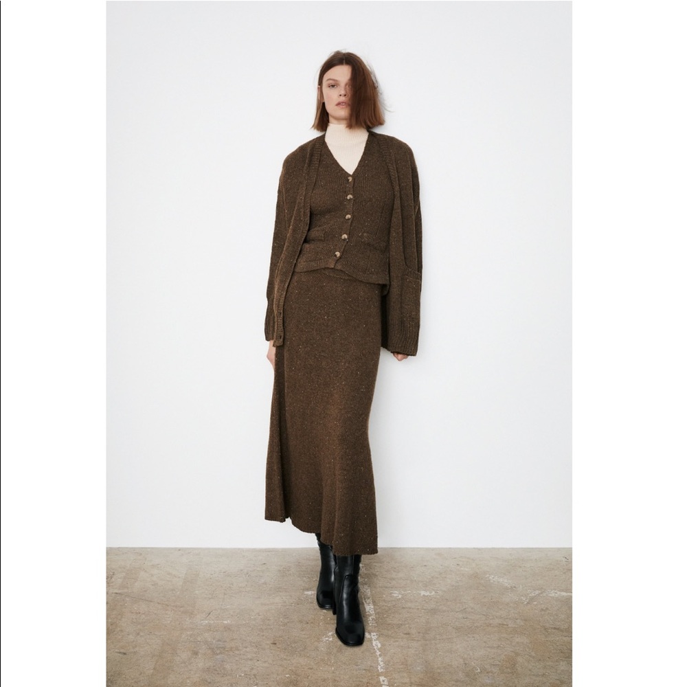 HEATHERED KNIT MIDI ZARA SKIRT NWT S